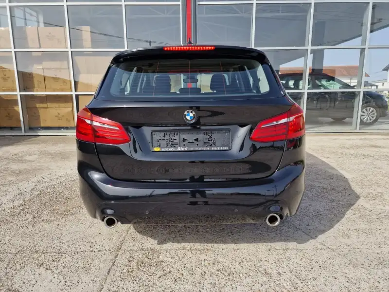 BMW 218d 2 ActiveTourer Dizel 2021. godište - Slika 6