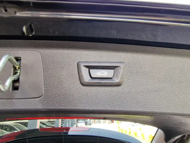BMW 218d 2 ActiveTourer Dizel 2021. godište - Slika 28
