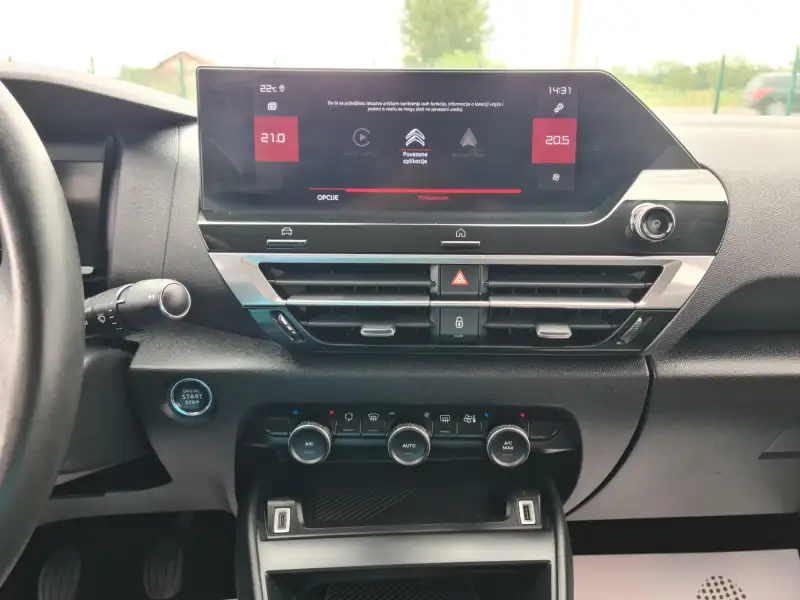 Citroen C4 Benzin 2021. godište - Slika 19