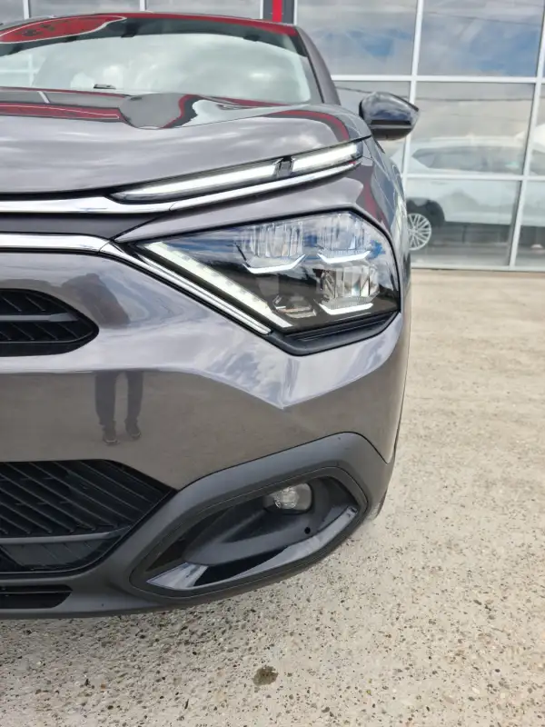 Citroen C4 Benzin 2021. godište - Slika 22