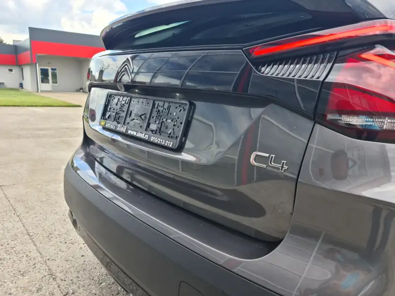 Citroen C4 Benzin 2021. godište - Slika 24