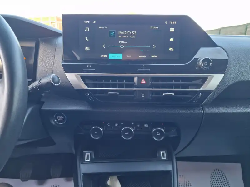 Citroen C4 Benzin 2022. godište - Slika 15
