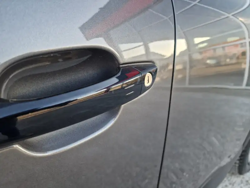 Citroen C4 Benzin 2022. godište - Slika 24