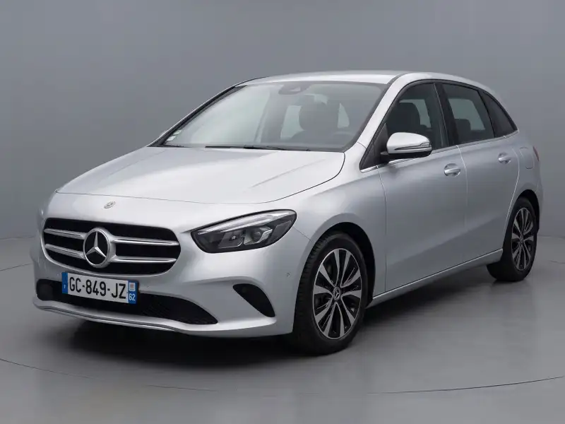 Vozila u dolasku Mercedes B 180 Šabac