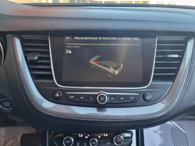 Opel Grandland X AWD 300 ELITE Hibrid / Benzin 2020. godište - Slika 31