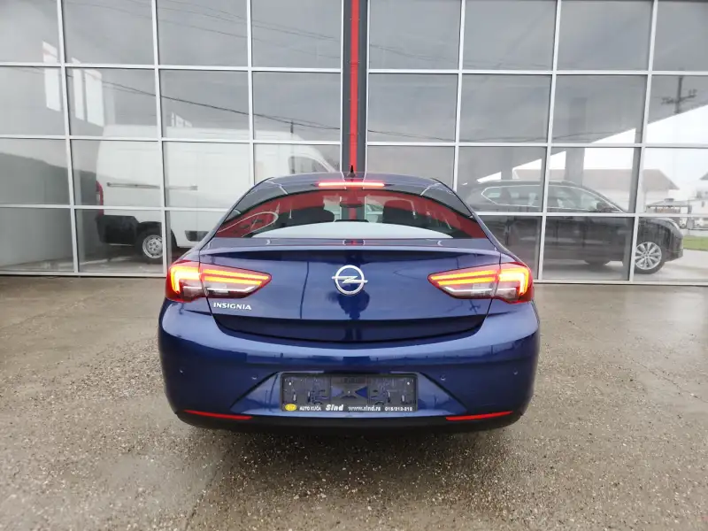 Opel Insignia Grand Sport Dizel 2022. godište - Slika 6