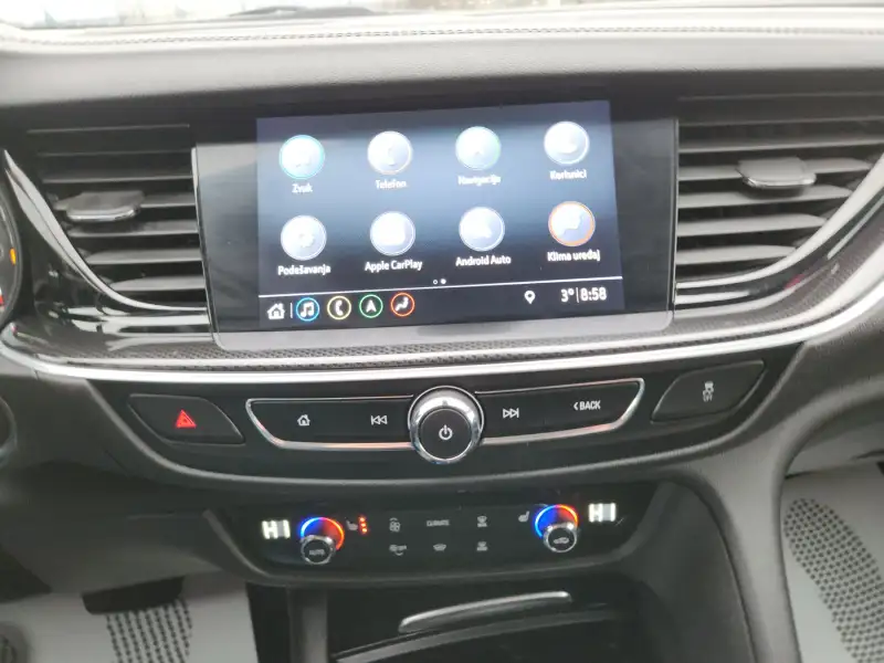 Opel Insignia Grand Sport Dizel 2022. godište - Slika 23