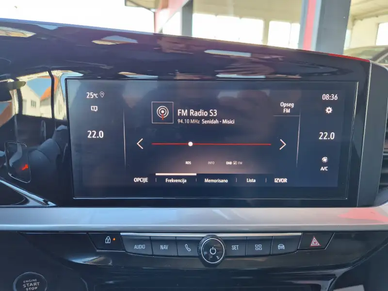 Opel Mokka Elegance Benzin 2021. godište - Slika 11