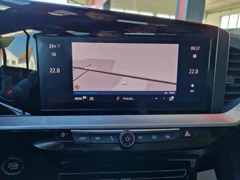 Opel Mokka Elegance Benzin 2021. godište - Slika 12