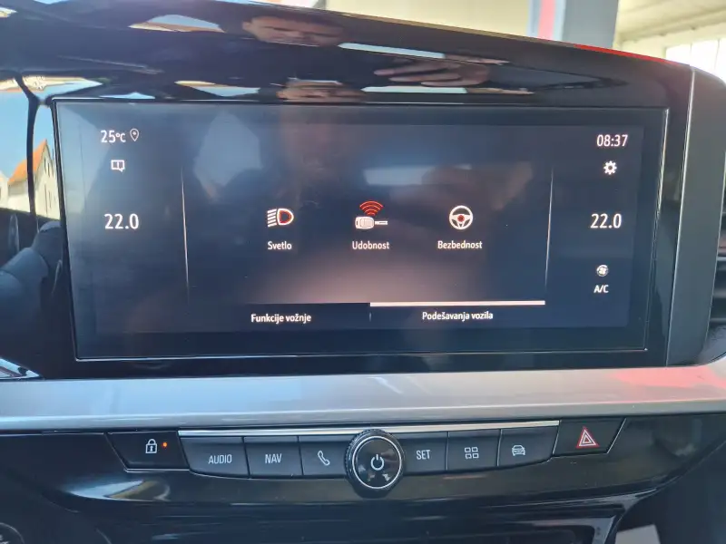 Opel Mokka Elegance Benzin 2021. godište - Slika 14