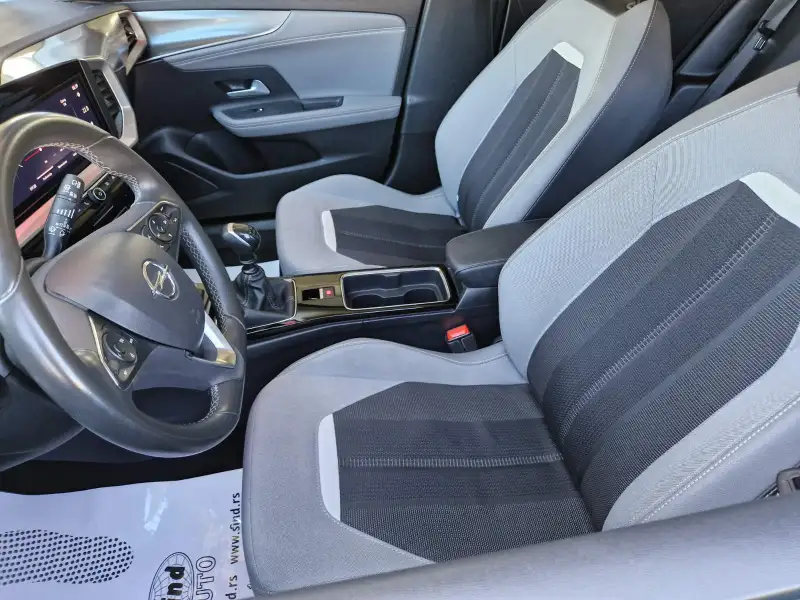 Opel Mokka Elegance Benzin 2021. godište - Slika 20