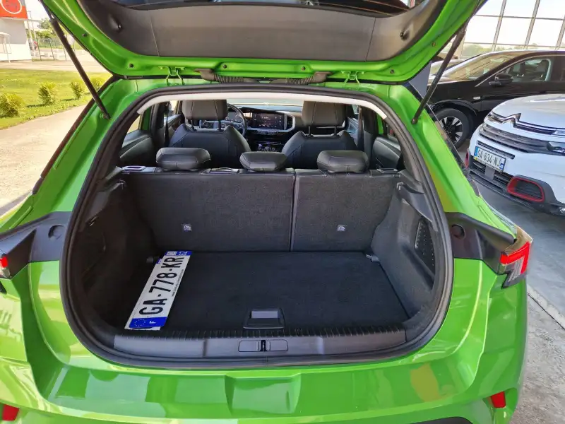 Opel Mokka Elegance Benzin 2021. godište - Slika 25