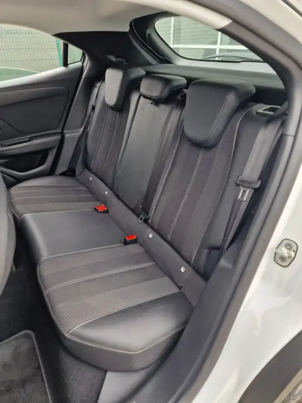 Opel Mokka Elegance Benzin 2022. godište - Slika 13