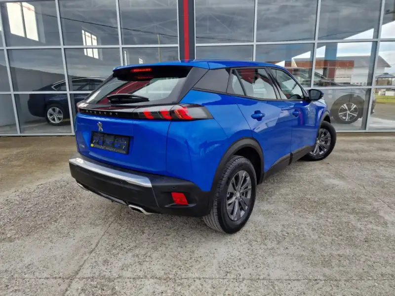Peugeot 2008 Benzin 2021. godište - Slika 5