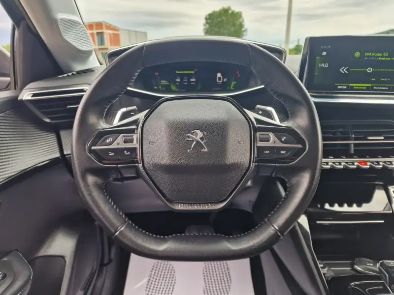 Peugeot 208 ALLURE Benzin 2021. godište - Slika 15