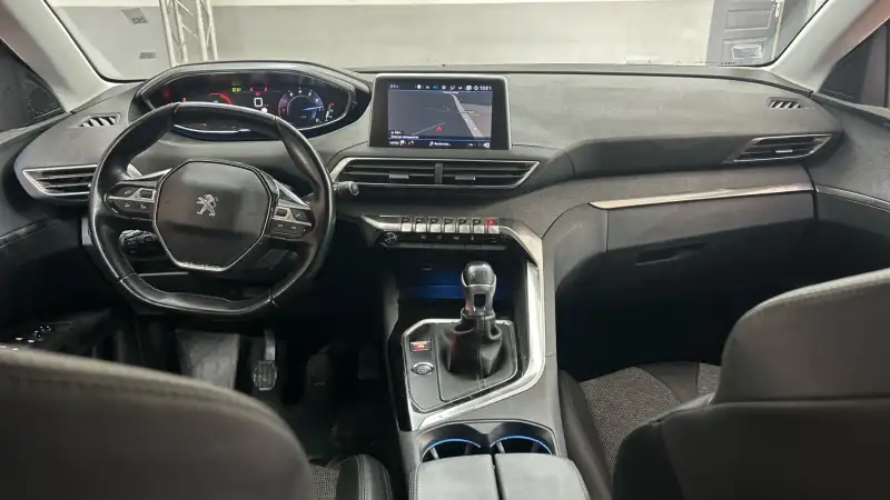 Peugeot 3008 ALLURE Benzin 2020. godište - Slika 2