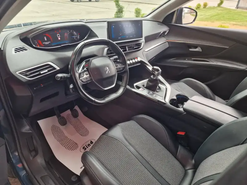 Peugeot 3008 ALLURE Dizel 2021. godište - Slika 10