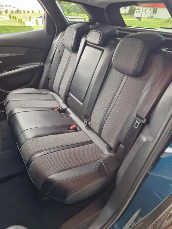Peugeot 3008 ALLURE Dizel 2021. godište - Slika 12