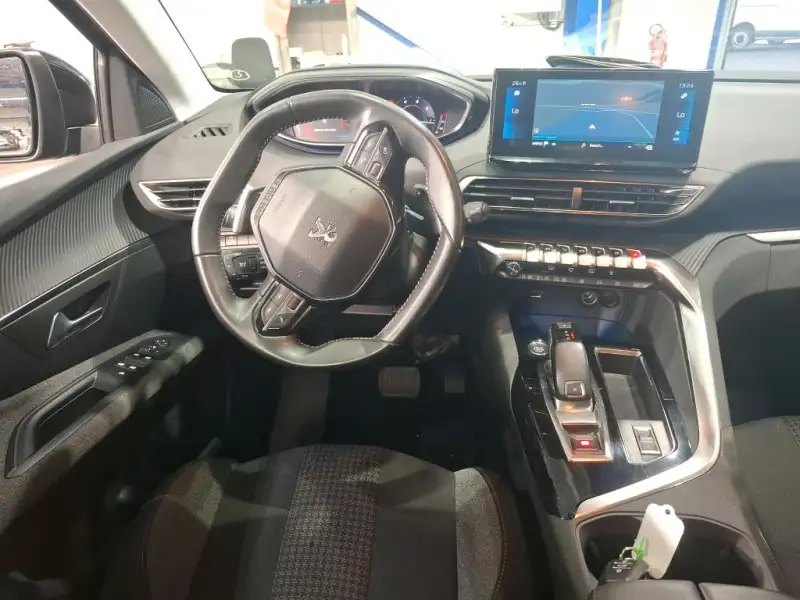 Peugeot 3008 Dizel 2022. godište - Slika 2