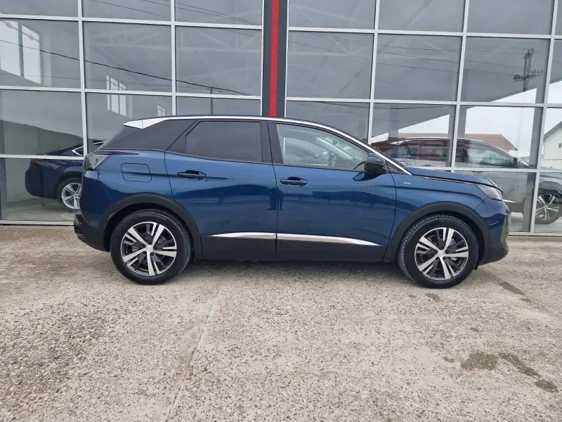 Peugeot 3008 ALLURE Hibrid / Benzin 2021. godište - Slika 6