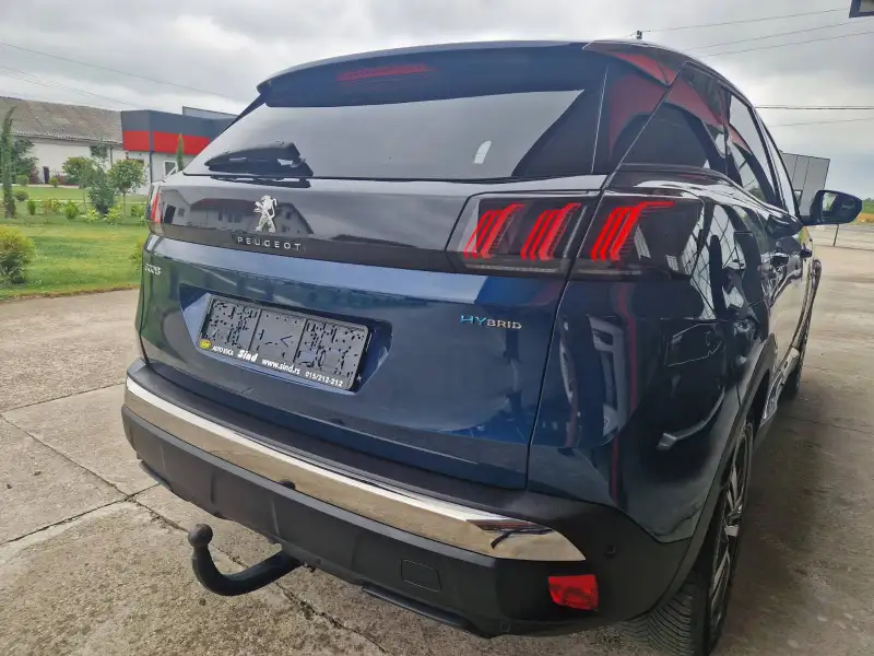 Peugeot 3008 ALLURE Hibrid / Benzin 2021. godište - Slika 13