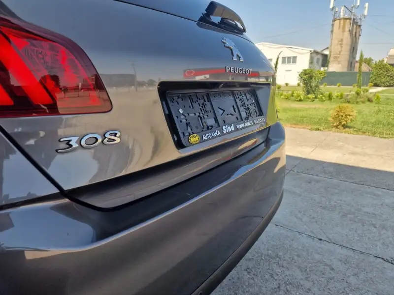 Peugeot 308 ALLURE Benzin 2021. godište - Slika 29