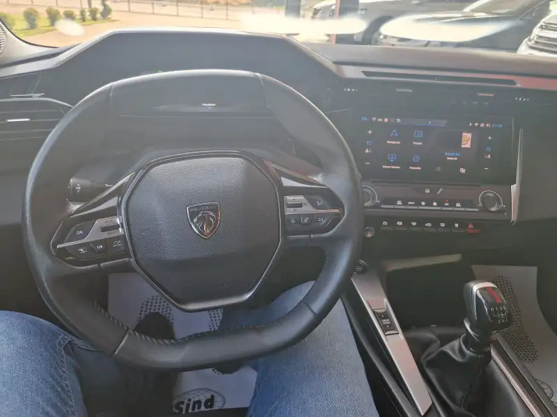 Peugeot 308 Benzin 2022. godište - Slika 10