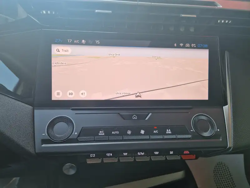 Peugeot 308 Benzin 2022. godište - Slika 13
