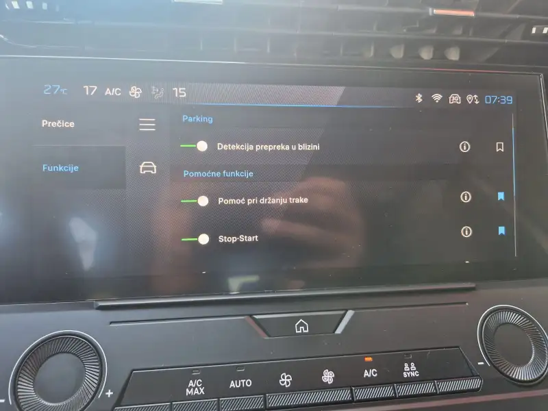Peugeot 308 Benzin 2022. godište - Slika 14