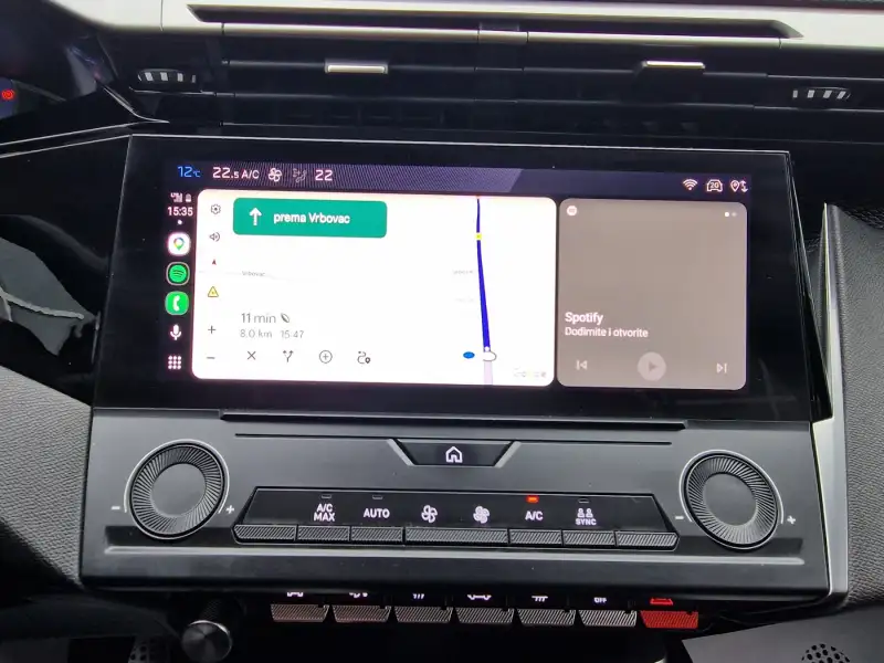 Peugeot 308 Benzin 2022. godište - Slika 20