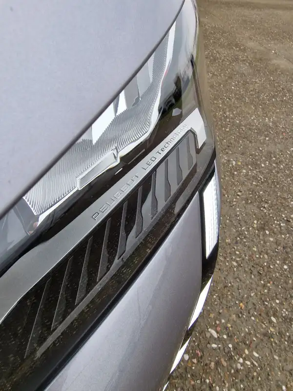Peugeot 308 Benzin 2022. godište - Slika 32