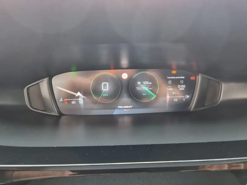 Peugeot 308 Benzin 2023. godište - Slika 17