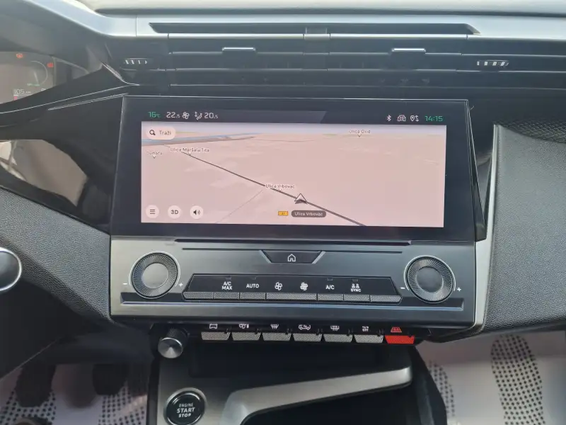Peugeot 308 Benzin 2023. godište - Slika 20