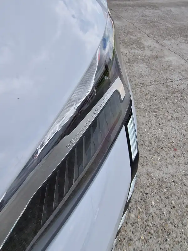 Peugeot 308 Benzin 2023. godište - Slika 30
