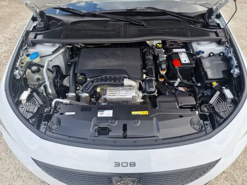 Peugeot 308 Benzin 2023. godište - Slika 34