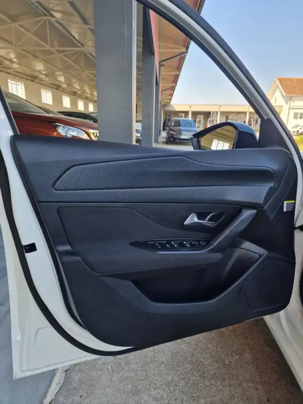 Peugeot 308 ACTIVE Dizel 2022. godište - Slika 9