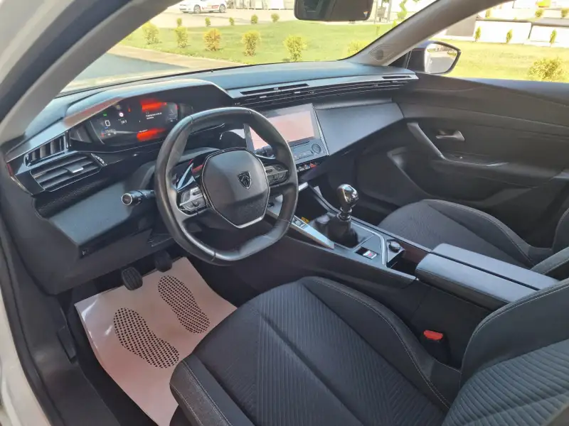Peugeot 308 ACTIVE Dizel 2022. godište - Slika 11