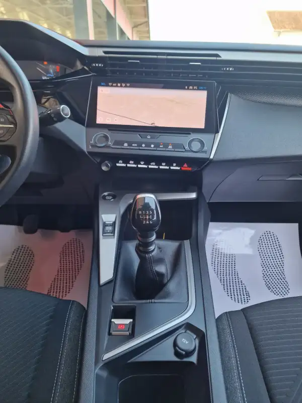 Peugeot 308 ACTIVE Dizel 2022. godište - Slika 15