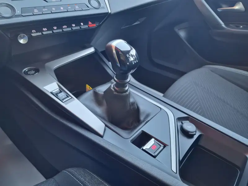 Peugeot 308 ACTIVE Dizel 2022. godište - Slika 18
