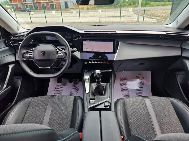 Peugeot 308 ALLURE Benzin 2022. godište - Slika 15