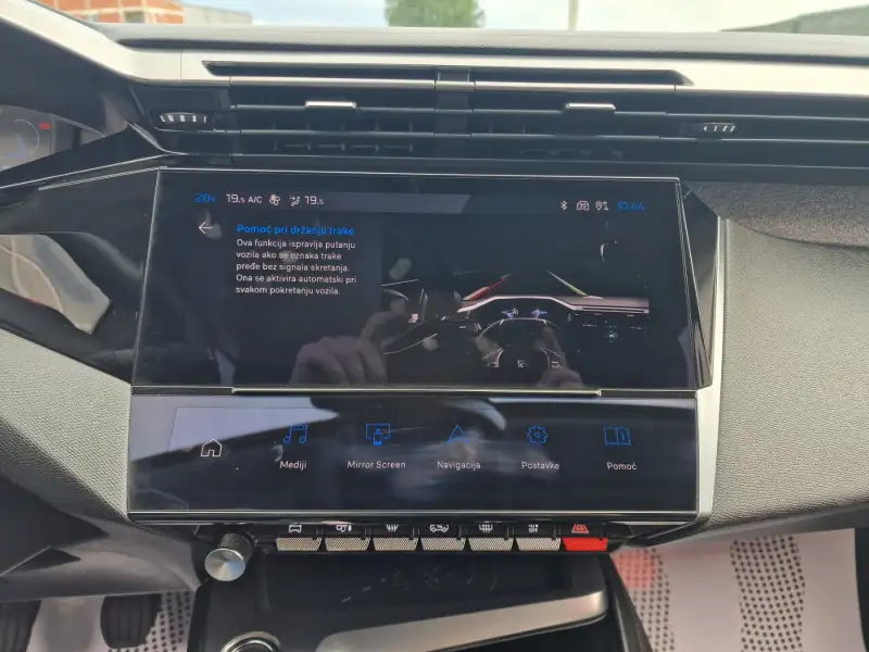Peugeot 308 ALLURE Benzin 2022. godište - Slika 27