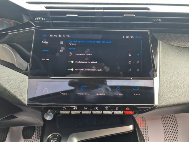 Peugeot 308 ALLURE Benzin 2022. godište - Slika 28