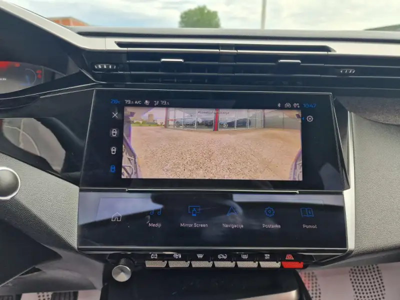 Peugeot 308 ALLURE Benzin 2022. godište - Slika 35
