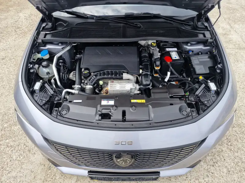 Peugeot 308 ALLURE Benzin 2022. godište - Slika 40