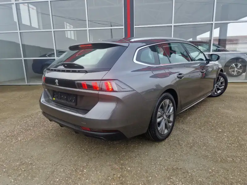 Peugeot 508 EAT8 Dizel 2020. godište - Slika 5