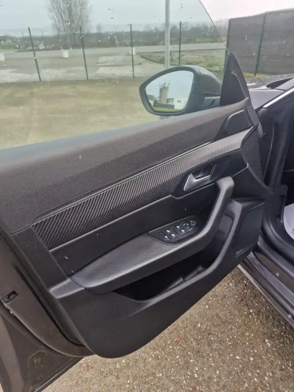 Peugeot 508 EAT8 Dizel 2020. godište - Slika 10