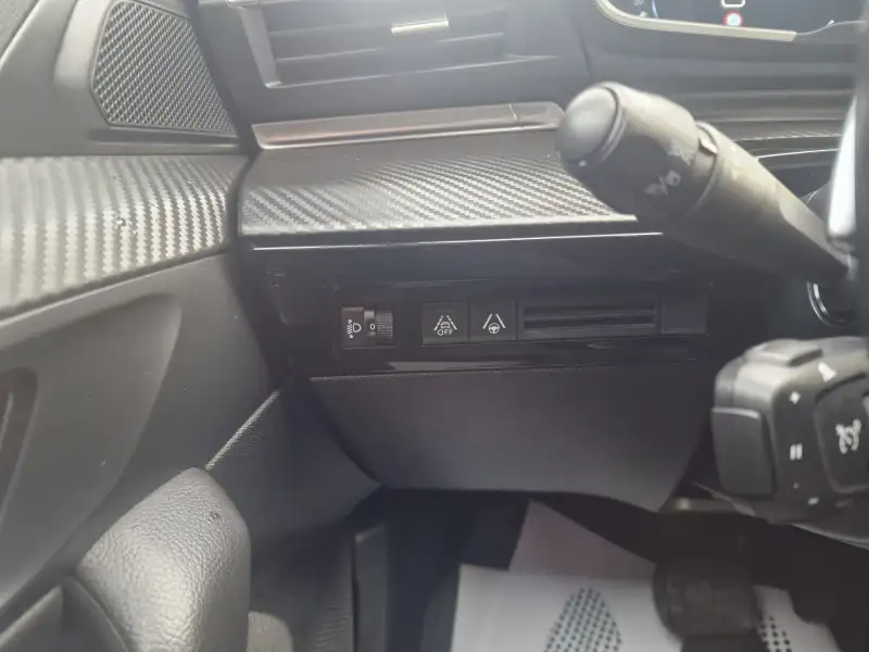 Peugeot 508 EAT8 Dizel 2020. godište - Slika 17