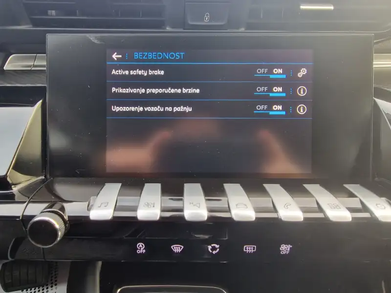 Peugeot 508 EAT8 Dizel 2020. godište - Slika 22