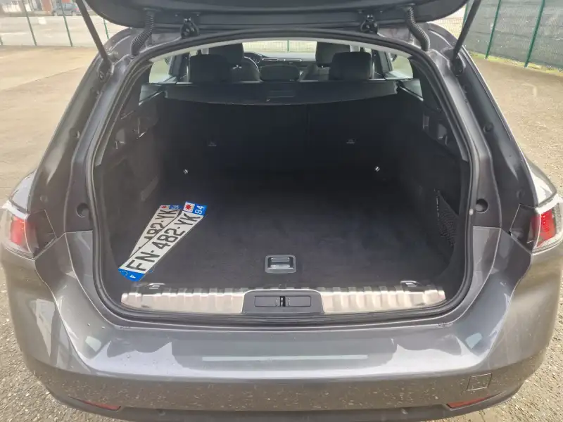 Peugeot 508 EAT8 Dizel 2020. godište - Slika 29