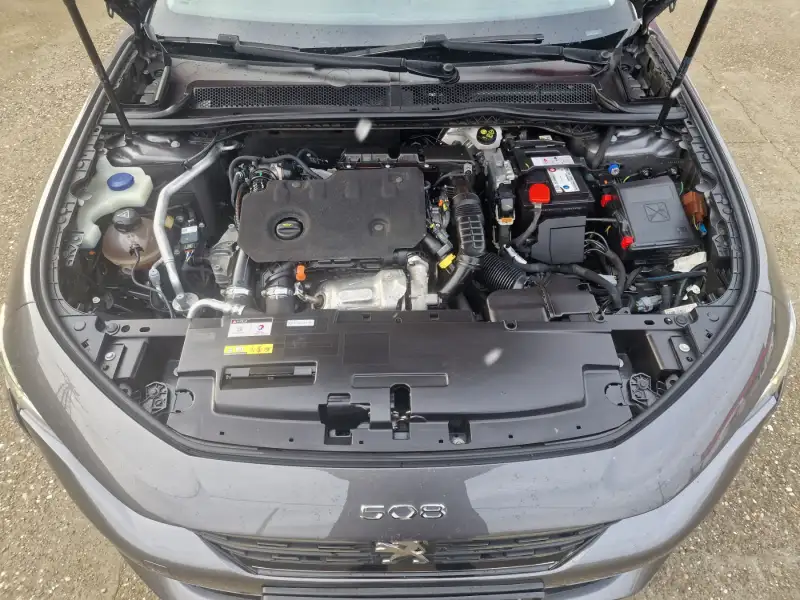 Peugeot 508 EAT8 Dizel 2020. godište - Slika 31